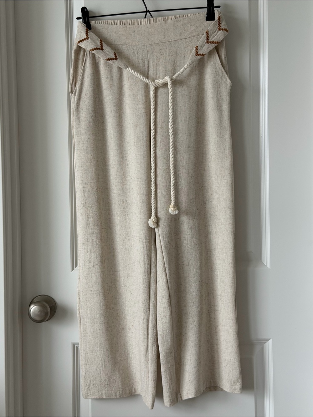 Neutral Cream Wide-Leg Linen-Blend Pants with Rope Tie Detail - S/M
